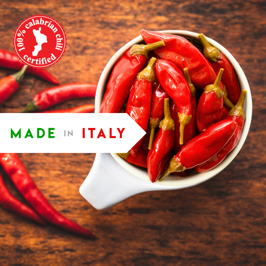 L'Oro Del Sud Certified Authentic, Whole Calabrian Chili Peppers in Oil, 2.2 lb / 1 kg (900 gr drained)