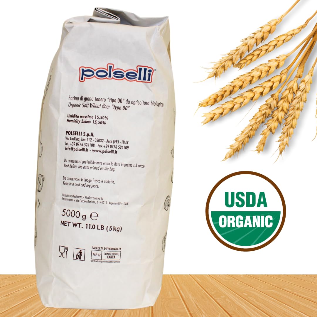 "Close-up of Polselli Organic Type '00' Flour, showing its fine texture and high quality."