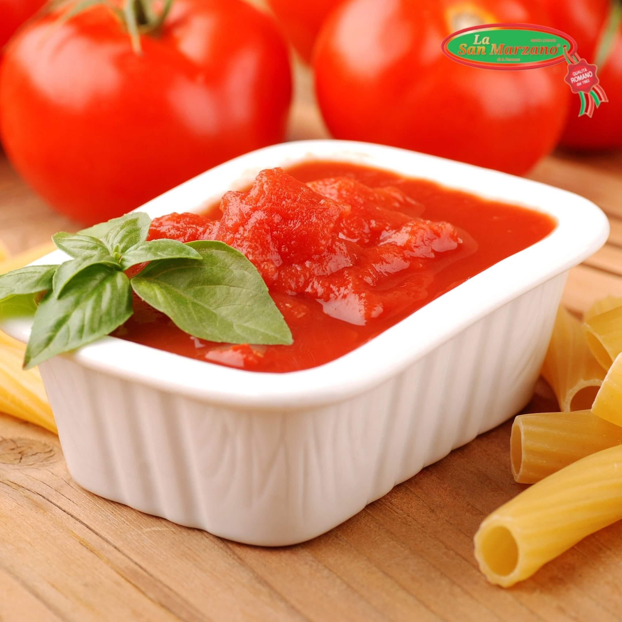 La San Marzano Basil Tomato Sauce 24 oz. - Wholesale Italian Food